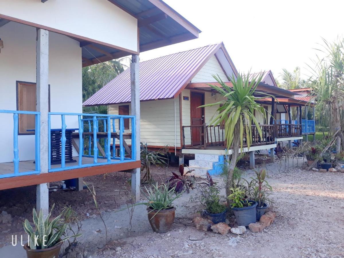 Blue Sky Bungalow Koh Jum Esterno foto