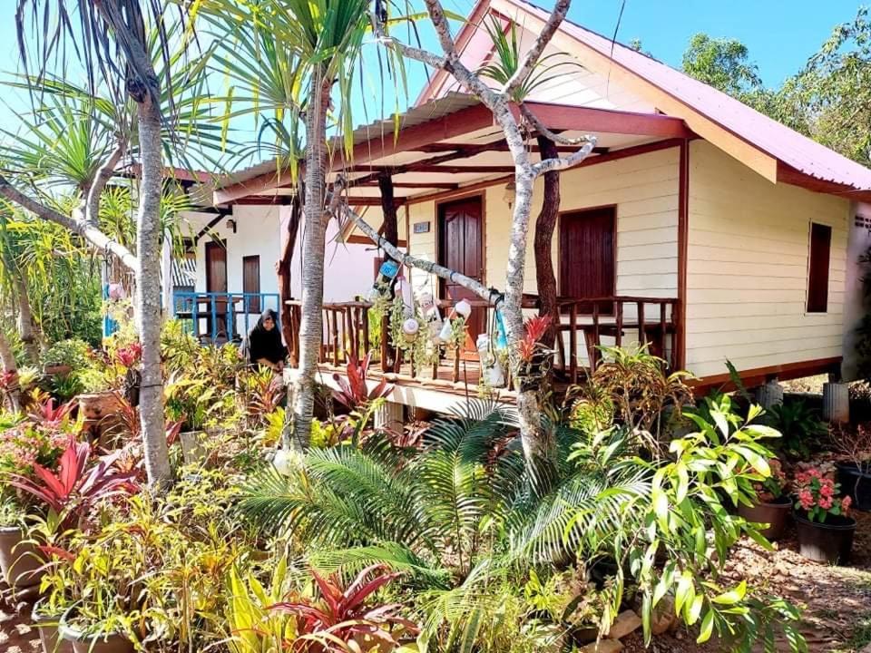 Blue Sky Bungalow Koh Jum Esterno foto