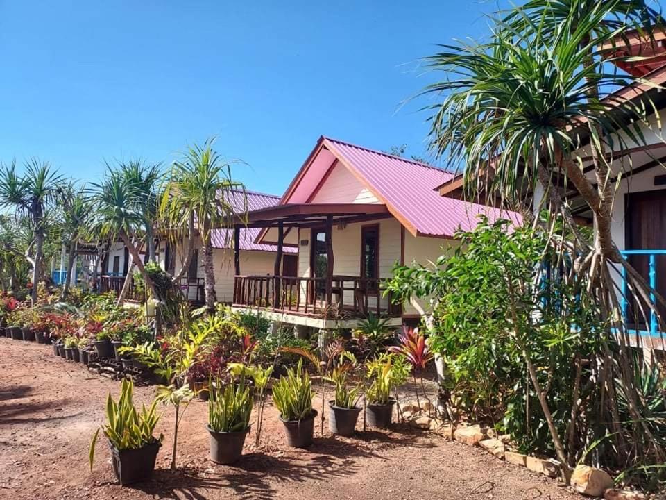 Blue Sky Bungalow Koh Jum Esterno foto