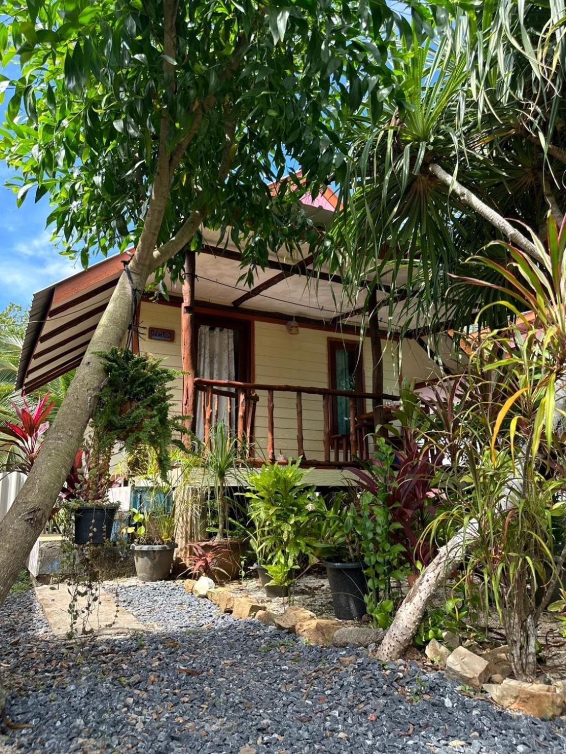 Blue Sky Bungalow Koh Jum Esterno foto