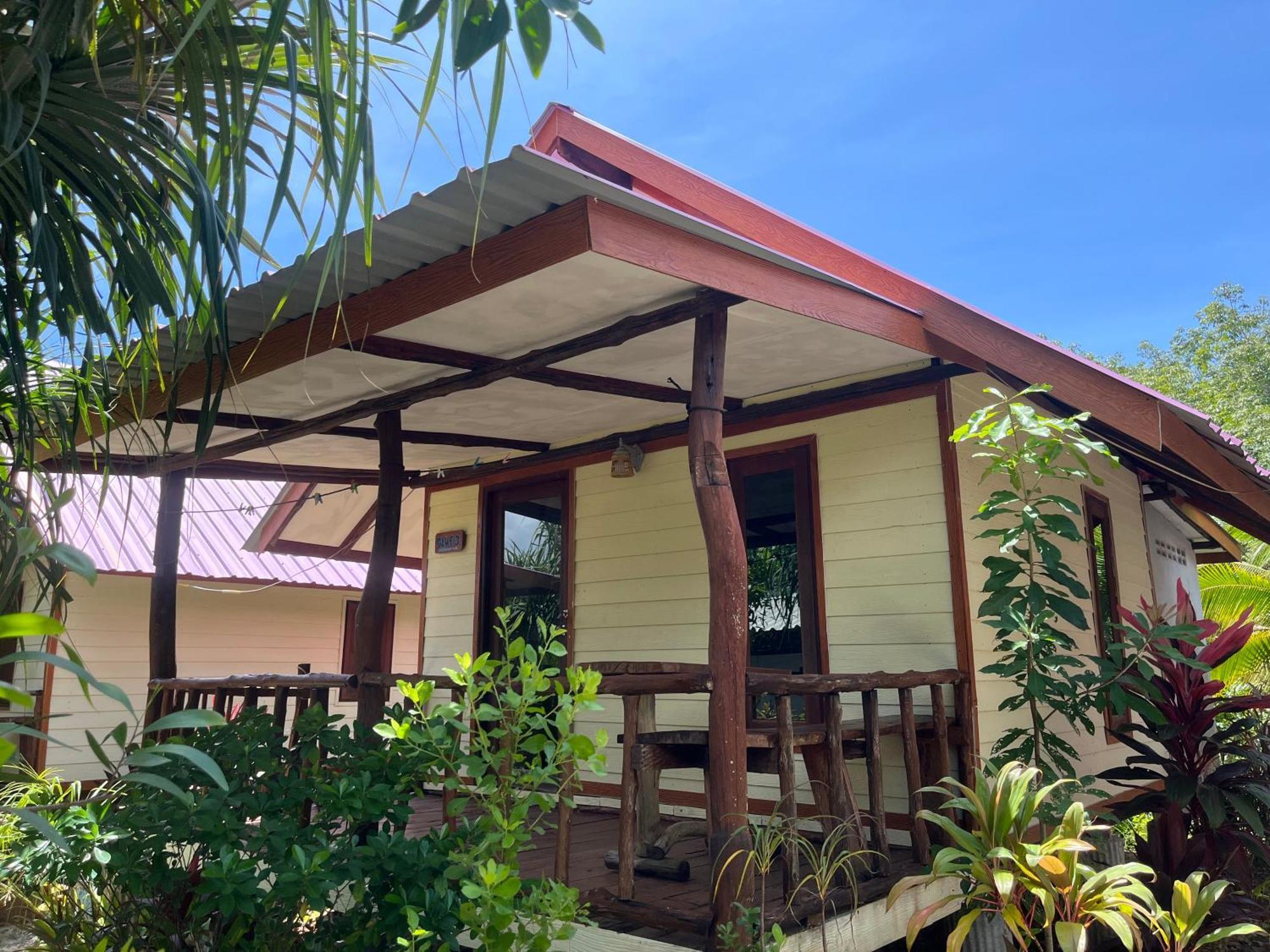 Blue Sky Bungalow Koh Jum Esterno foto